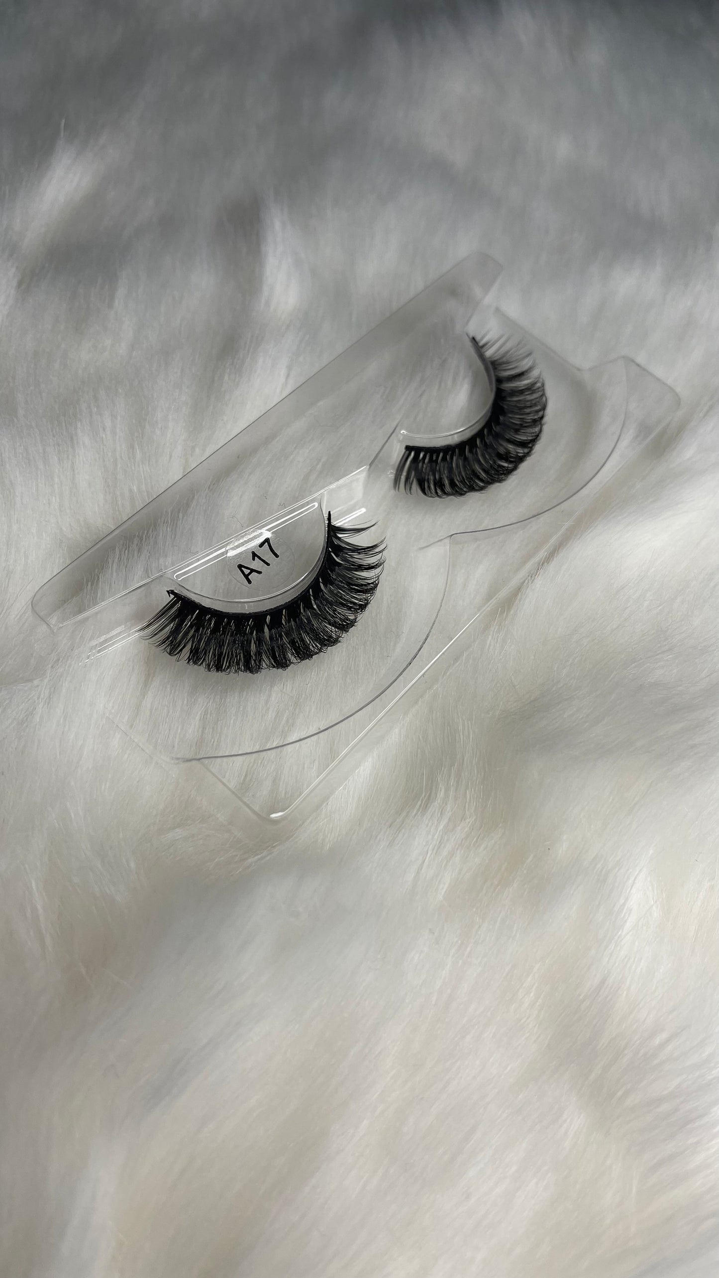 Wimper A17